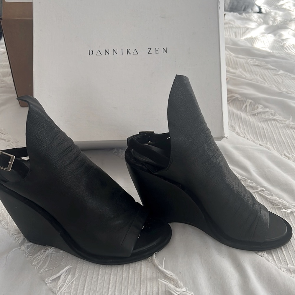 Dannika Zen handmade shoes size 38